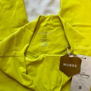 Buffbunny Legacy Legging – Charged, Size M (NWT)